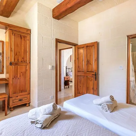 Pergola Farmhouses Gozo Villa *