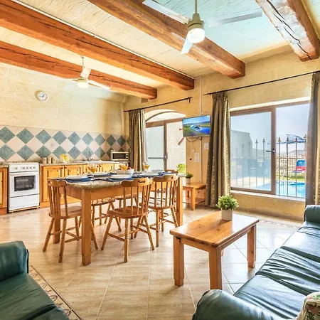 Villa Pergola Farmhouses Gozo Il-Pergla